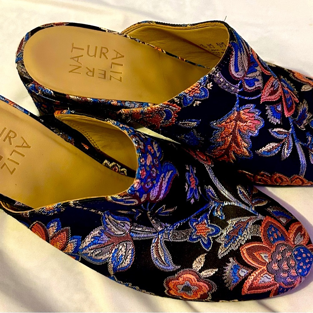 Shoes by Naturalizer®!